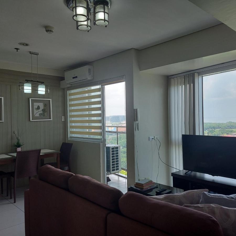 De Luxe, Standard And Studio Suites -The Breeze Residences-Close To Airport,Mall Of Asia, Us Embassy Manila Ngoại thất bức ảnh