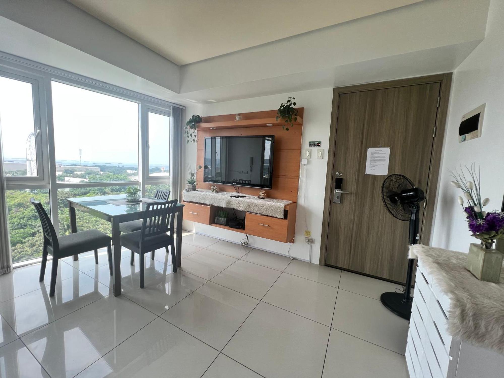 De Luxe, Standard And Studio Suites -The Breeze Residences-Close To Airport,Mall Of Asia, Us Embassy Manila Ngoại thất bức ảnh