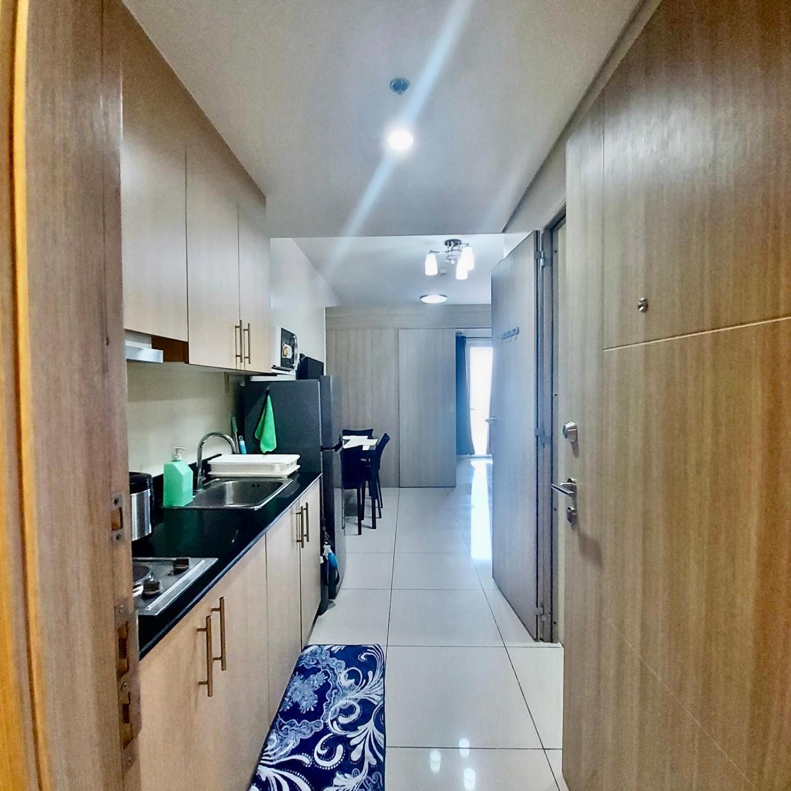 De Luxe, Standard And Studio Suites -The Breeze Residences-Close To Airport,Mall Of Asia, Us Embassy Manila Ngoại thất bức ảnh